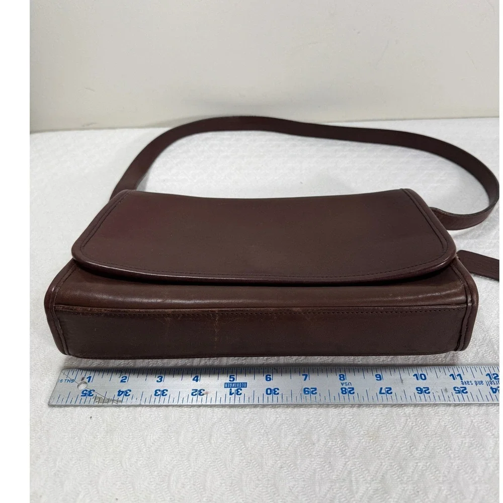 Vintage Coach Mahogany Leather Shoulder Bag Made USA 90s Flap Handbag B9D 9072